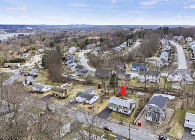 Property at 21 Leslie Rd, Worcester, MA 01605, 3 beds, 2 baths