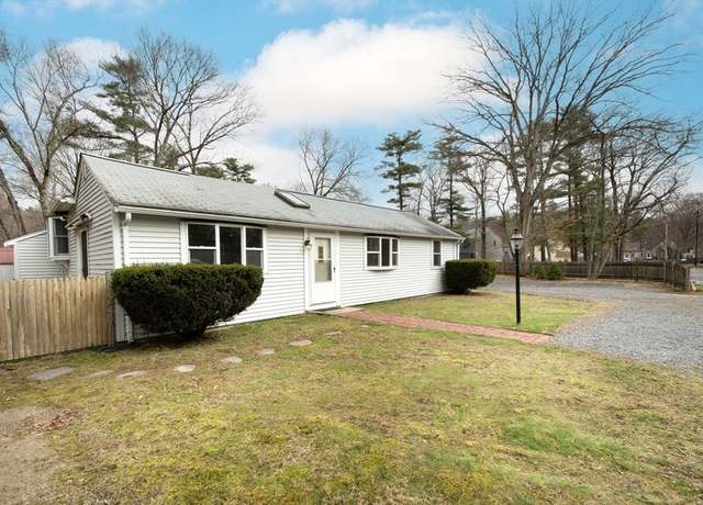 Property at 42 Jean St, Hanson, MA 02341, 3 beds, 1.5 baths