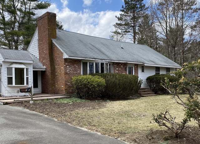 Property at 101 Highfields Rd, Abington, MA 02351, 2 beds, 1.5 baths