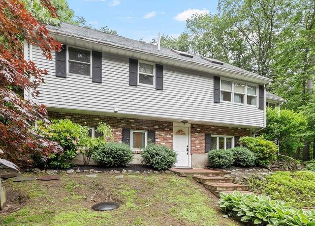 Property at 22 Tenney St, Georgetown, MA 01388, 3 beds, 2 baths