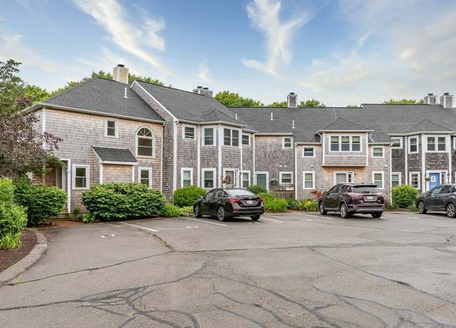 Property at 17 Harbor Hl #17, Bourne, MA 02532, 2 beds, 1.5 baths
