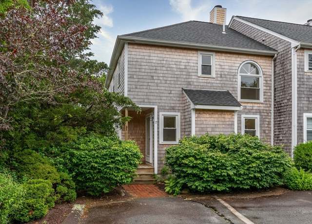 Property at 17 Harbor Hl #17, Bourne, MA 02532, 2 beds, 1.5 baths