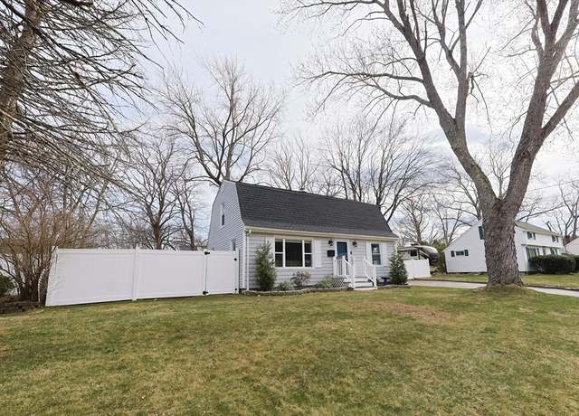 Property at 23 Linden St, Oxford, MA 01540, 3 beds, 1 bath