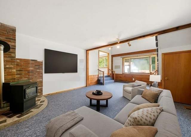 Property at 52 Richard Rd, Hanson, MA 02341, 4 beds, 3 baths