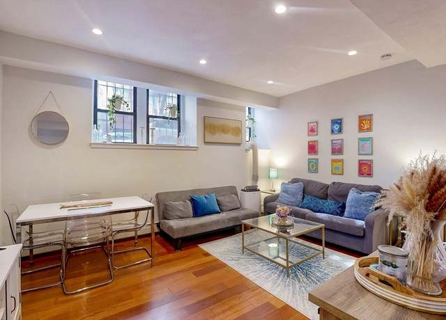 Property at 38-40 Saint Botolph St Unit B3, Boston, MA 02116, 1 bed, 1 bath