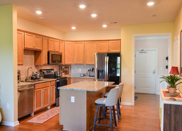 Property at 4111 Peters Farm Way #4111, Westborough, MA 01581, 1 bed, 1 bath