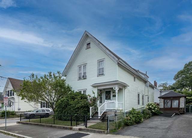 Property at 255 Dartmouth St, New Bedford, MA 02740, 3 beds, 1 bath