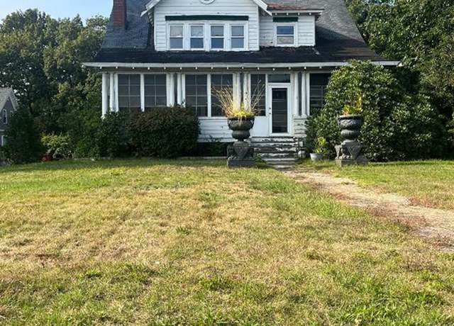 Photo of 71 Varnum Ave, Lowell, MA 01854