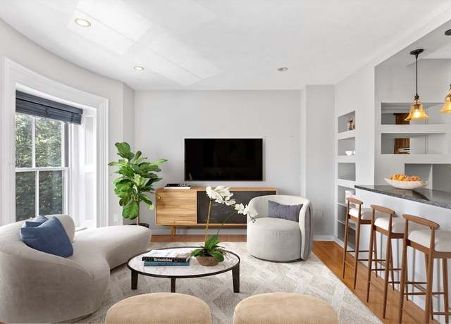 Property at 27 Worcester Sq #5, Boston, MA 02118, 2 beds, 1 bath