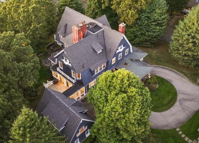 Property at 51 Abbott Rd, Wellesley, MA 02481, 6 beds, 4.5 baths