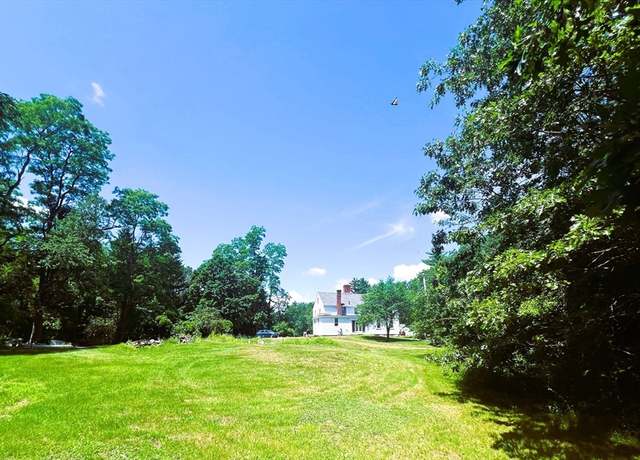 Property at 41 Amesbury Rd, Newton, NH 03858, 4 beds, 2 baths