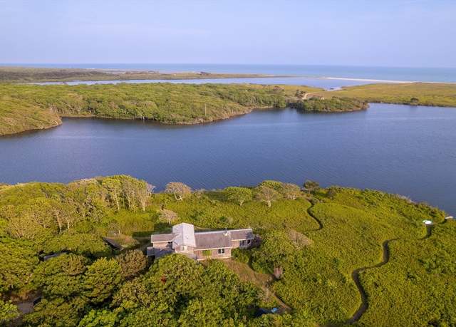 Property at 176 Middle Point Rd, West Tisbury, MA 02575, 5 beds, 3 baths