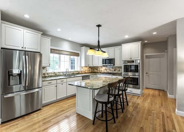 Property at 18 Inverness #18, Plymouth, MA 02360, 3 beds, 3.5 baths