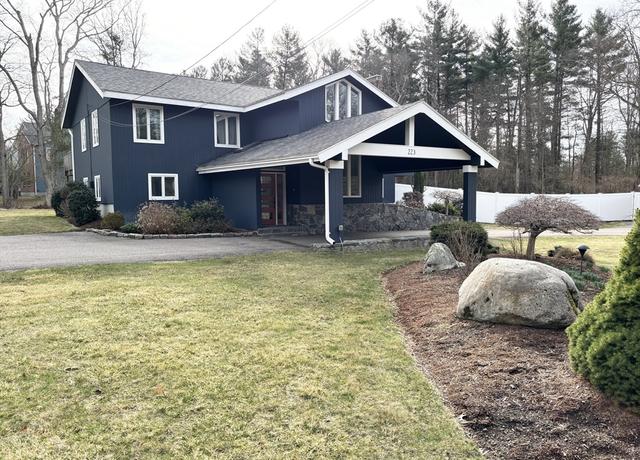 Property at 223 Poquanticut Ave, Easton, MA 02356, 5 beds, 3 baths