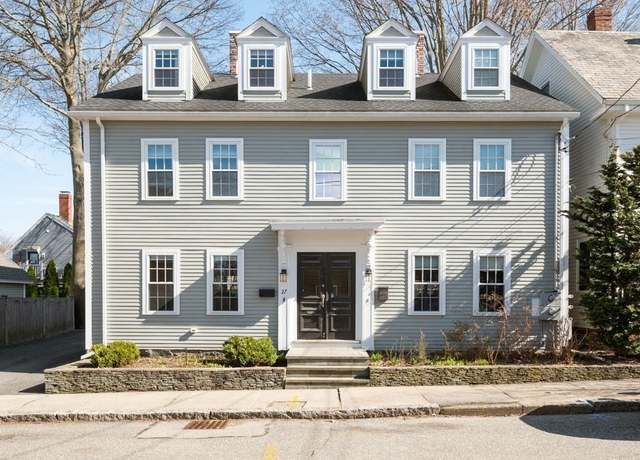 Property at 27 Warren St #1, Newburyport, MA 01950, 3 beds, 2.5 baths