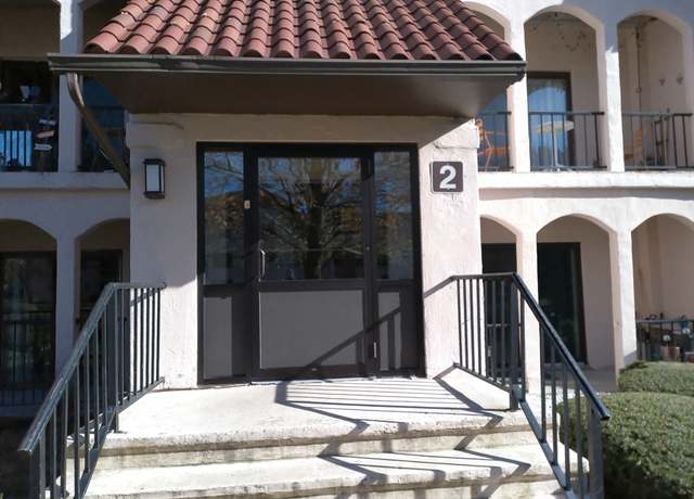 Property at 685 Oak St Unit 2-1, Brockton, MA 02301, 1 bed, 1 bath