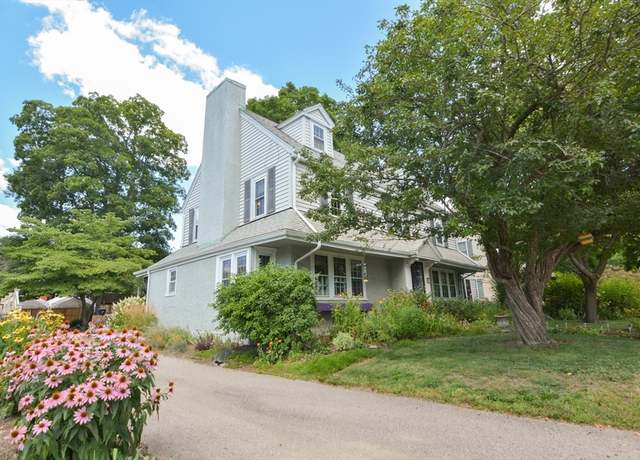 Property at 36 Nelson St, Framingham, MA 01702, 4 beds, 2.5 baths