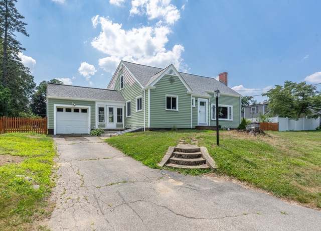 Property at 15 Hyatt Ave, Haverhill, MA 01835, 6 beds, 3 baths