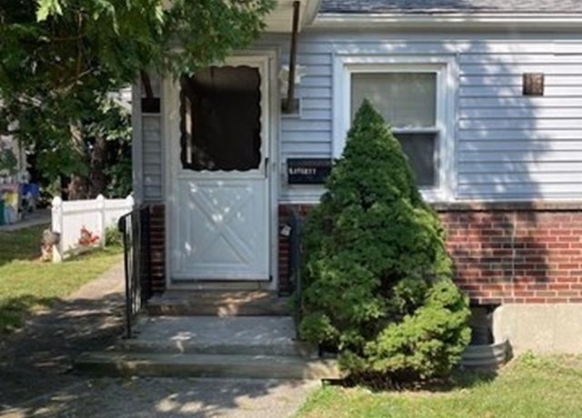 Property at 29 Beechmont St #1, Worcester, MA 01609, 1 bed, 1 bath