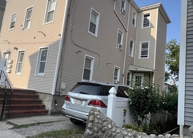 Property at 18 Hall St, New Bedford, MA 02740, 9 beds, 3 baths