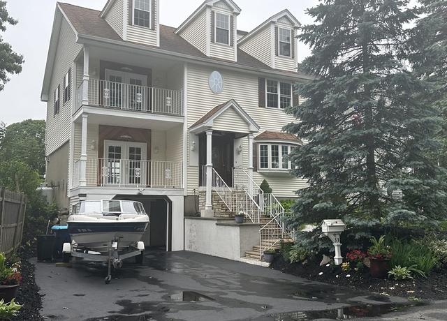 Property at 33 Lakeside, Shrewsbury, MA 01545, 5 beds, 3.5 baths
