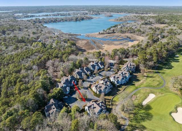 Property at 28 Quinns Way #28, Mashpee, MA 02649, 2 beds, 3.5 baths