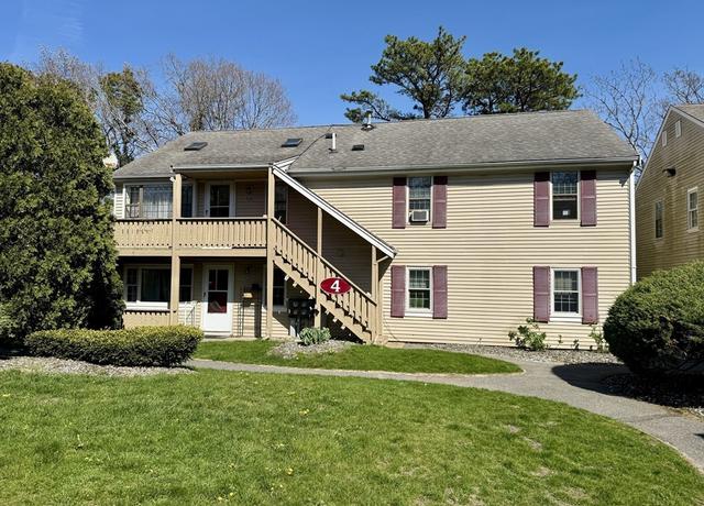 Property at 1029 Iyannough Rd Unit 4C, Barnstable, MA 02601, 2 beds, 1 bath