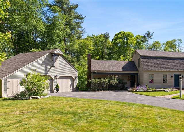 Property at 7 Stoney Hill Rd, Mattapoisett, MA 02739, 3 beds, 2.5 baths