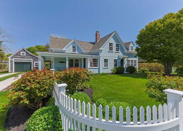Property at 92 Barcliff Ave, Chatham, MA 02633, 5 beds, 3.5 baths