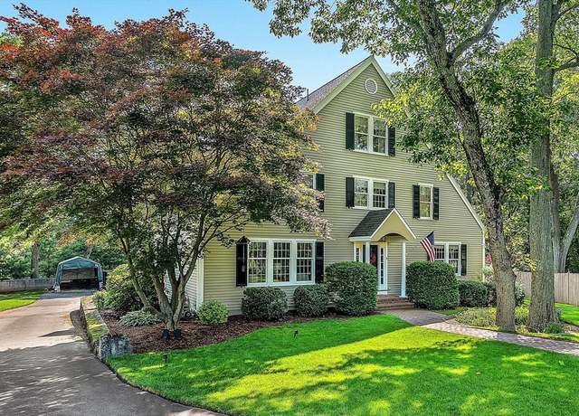 Property at 5 Presbrey Pl, Natick, MA 01760, 4 beds, 4 baths