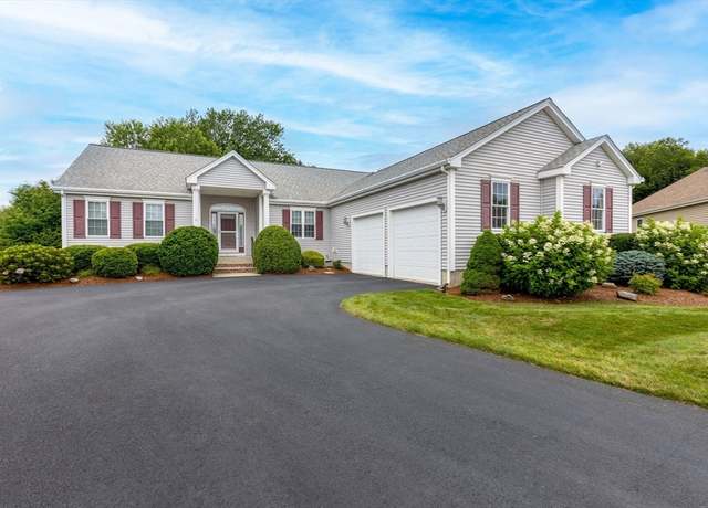 Property at 11 Deirdre Cir #11, Rehoboth, MA 02769, 3 beds, 2 baths