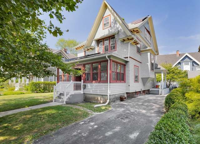 Property at 28 Mountainview St, Springfield, MA 01108, 6 beds, 1.5 baths
