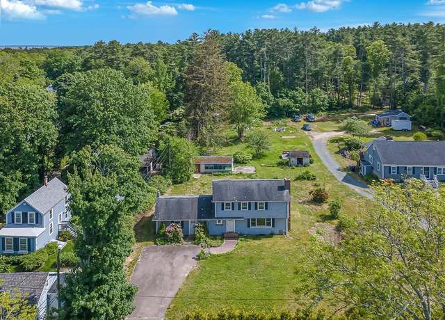 Property at 10 Briggs Ln, Marion, MA 02738, 4 beds, 2.5 baths