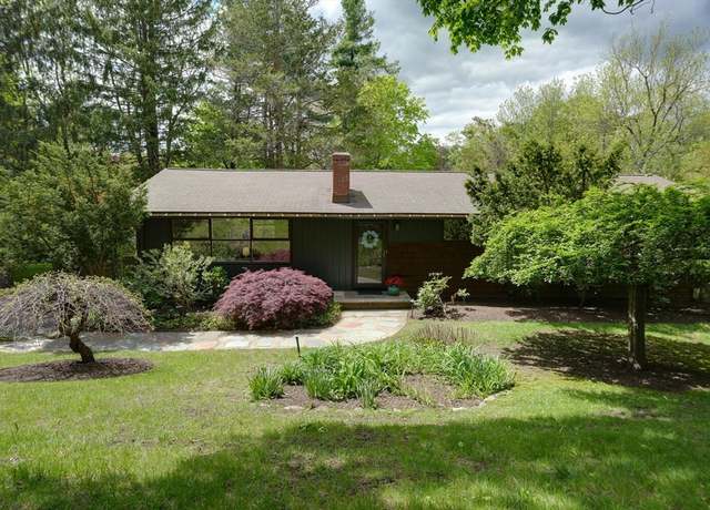 Property at 9 Thornberry Rd, Winchester, MA 01890, 4 beds, 3 baths