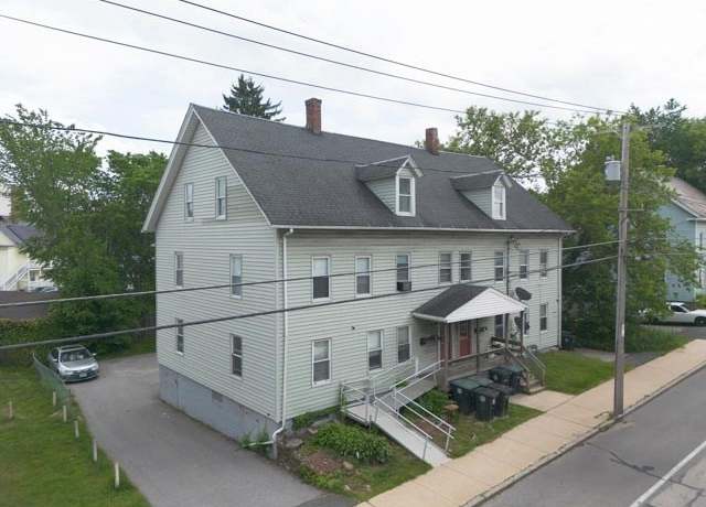 Property at 22 Worcester St, Southbridge, MA 01550, 8 beds, 4 baths