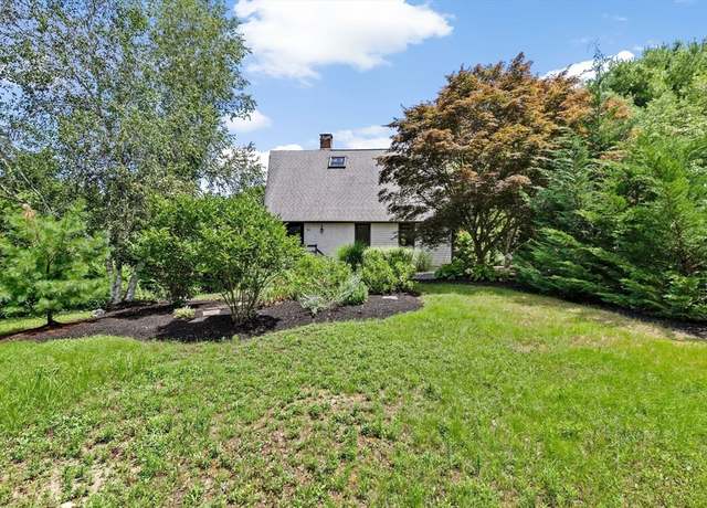 Property at 50 Clifford Rd, Plymouth, MA 02360, 3 beds, 2 baths