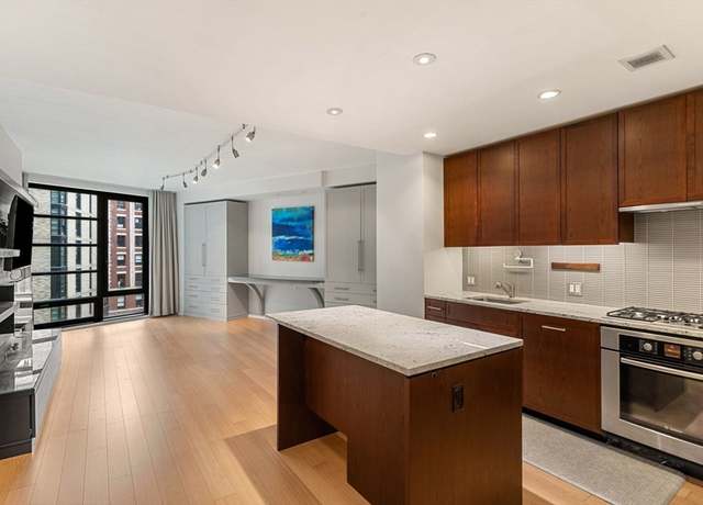 Property at 580 Washington St Unit 5E, Boston, MA 02111, 1 bed, 1 bath