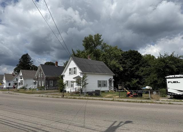 Property at 189 W Main St, Norton, MA 02766, 3 beds, 1 bath