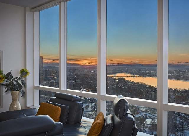 Property at 1 Franklin St #4304, Boston, MA 02110, 3 beds, 3 baths