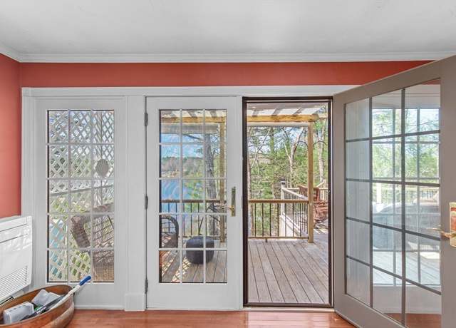 Property at 168 Jordan Rd, Plymouth, MA 02360, 3 beds, 2 baths