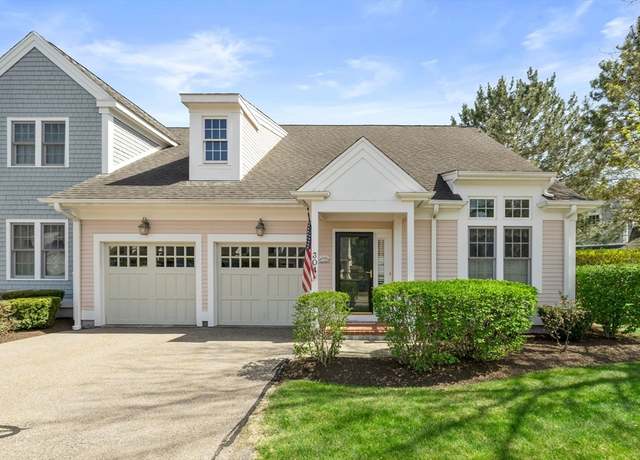 Property at 304 Godfrey Dr #304, Norton, MA 02766, 2 beds, 2.5 baths