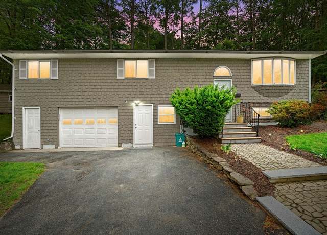 Property at 44 Drexel St, Worcester, MA 01602, 4 beds, 3 baths