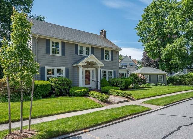 Property at 151 Coolidge Rd, Worcester, MA 01602, 3 beds, 1.5 baths