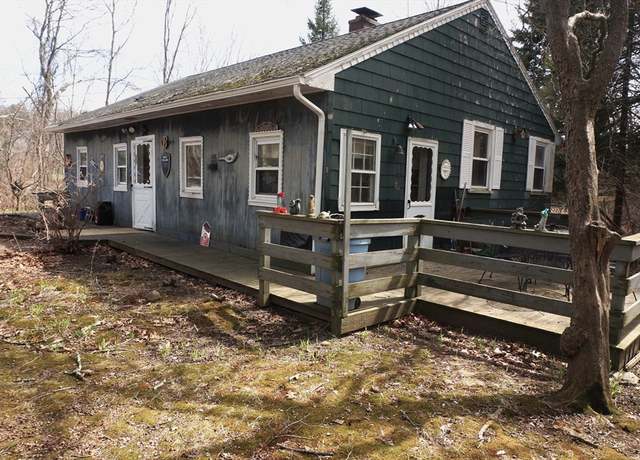 Property at 28 Stowe Rd, Grafton, MA 01519, 3 beds, 1 bath