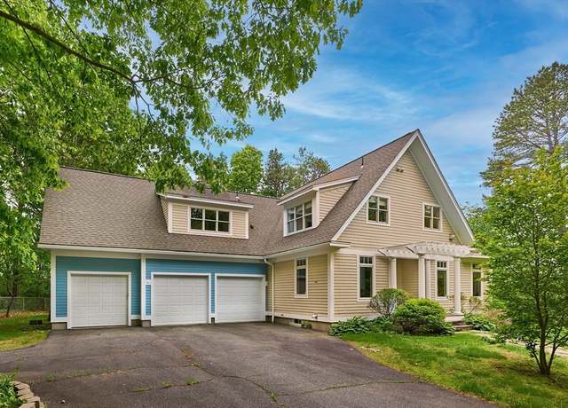 Property at 57 Tanglewood Rd, Amherst, MA 01002, 5 beds, 3.5 baths