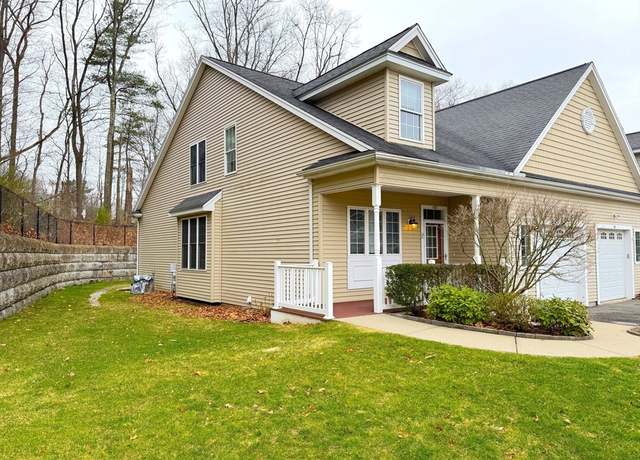 Property at 103 Grey Wolf Dr #103, Franklin, MA 02038, 2 beds, 2.5 baths