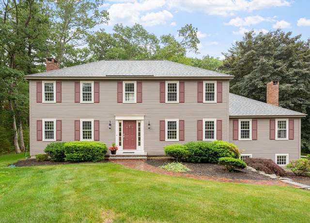 Property at 244 Hunters Ridge Rd, Concord, MA 01742, 4 beds, 2.5 baths