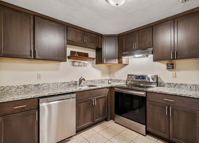Property at 120 Eldridge St #5, Taunton, MA 02780, 2 beds, 1 bath