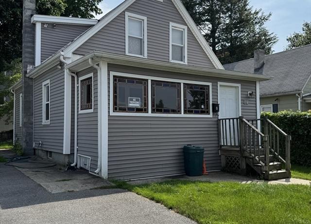 Property at 49 John St, Worcester, MA 01609, 3 beds, 1 bath