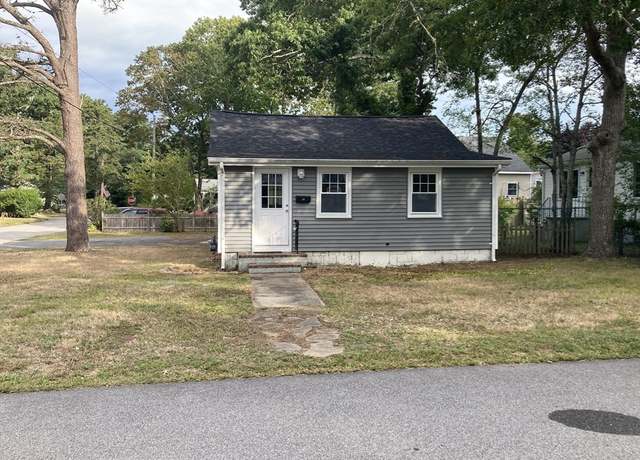 Property at 13 Fir St, Wareham, MA 02571, 2 beds, 1 bath